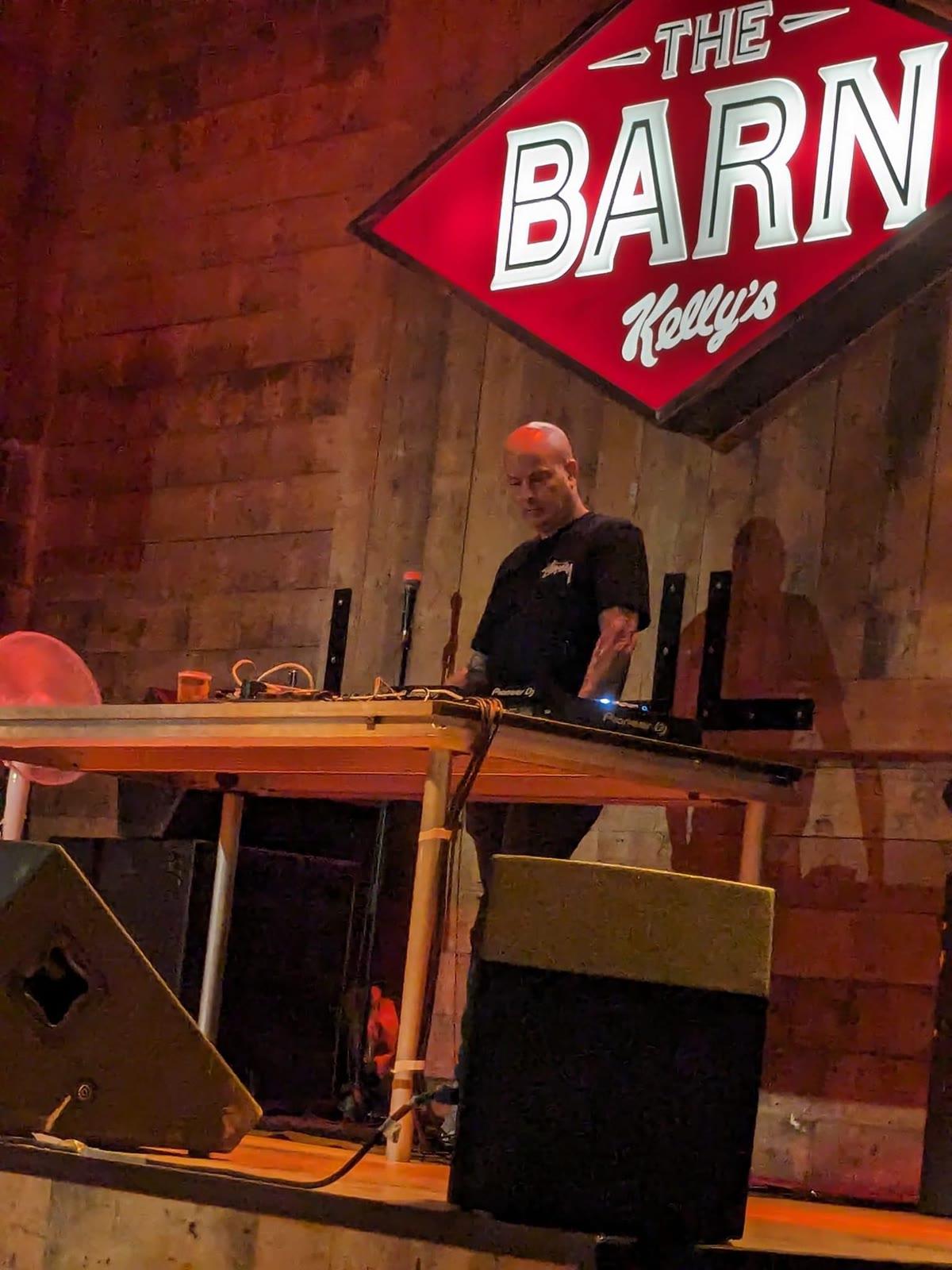 DJ Chris Wright at The Barn, Kelly's